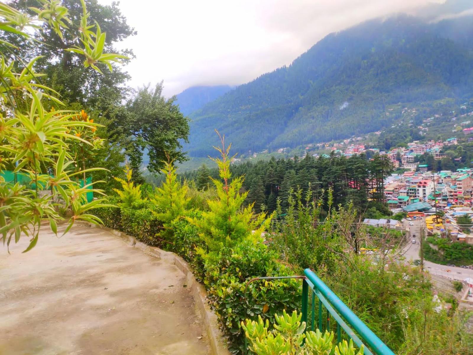 Cupidtrails Himalayan Castle Villa Manāli Oda fotoğraf