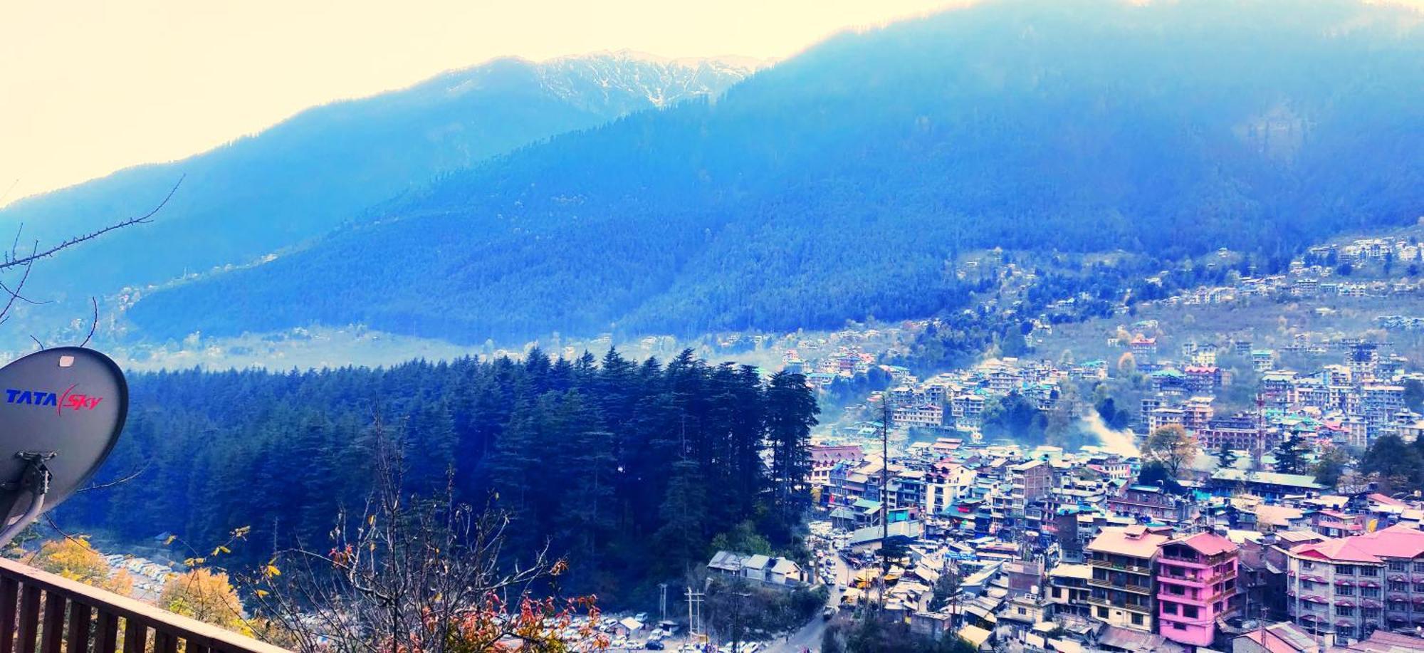 Cupidtrails Himalayan Castle Villa Manāli Oda fotoğraf
